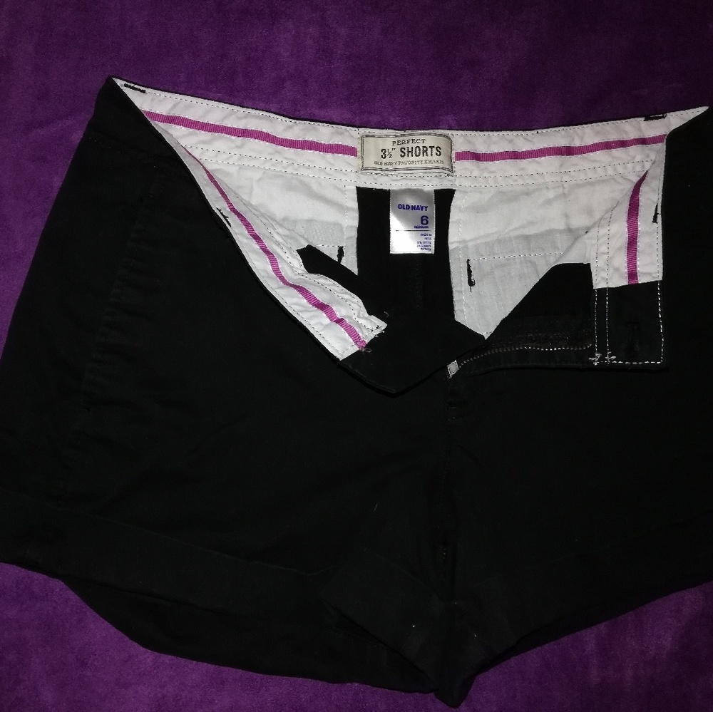 Old Navy 3 1/2 inseam shorts